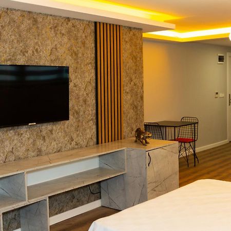 The Hera Business Hotels & Spa Istanbul Exterior photo